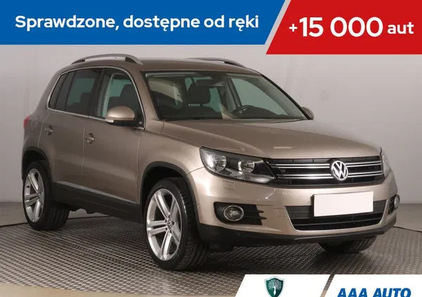 śląskie Volkswagen Tiguan cena 52000 przebieg: 145541, rok produkcji 2012 z Łowicz